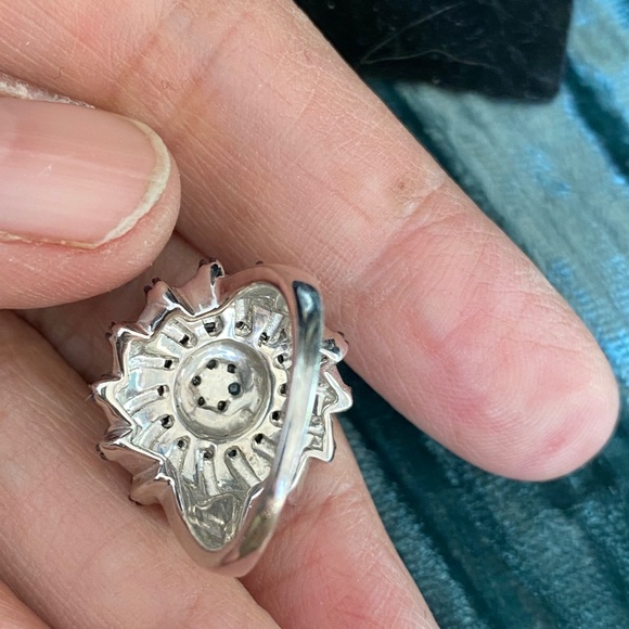 Blue Diamond Sunburst Ring - Picture 9 of 9